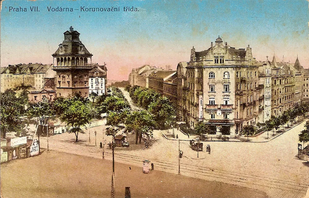 Praha VII – Vodárna, Korunovační třída